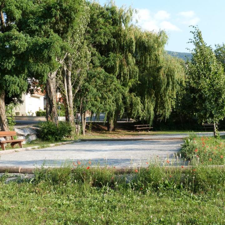 Terrain de boules baratier Terrain de boules baratier