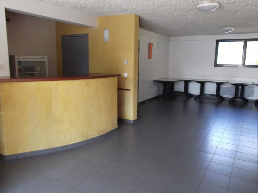 LA BARATONNE-SALLE FOYER